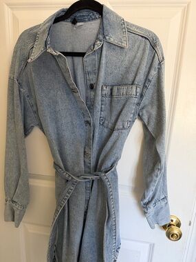 H&M Divided Light Blue Denim shirt dress